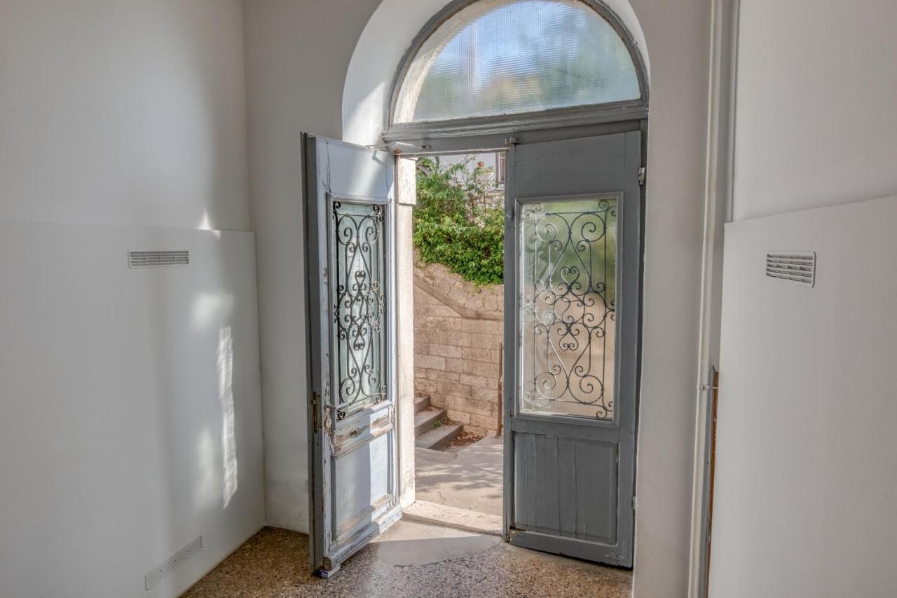 Ljube Apartmán Pula